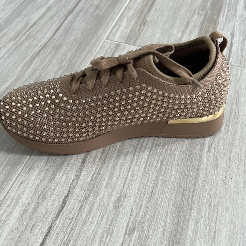 Corley Rhinestone Lace-Up Sneaker Tan size 8 REACTION KENNETH COLE